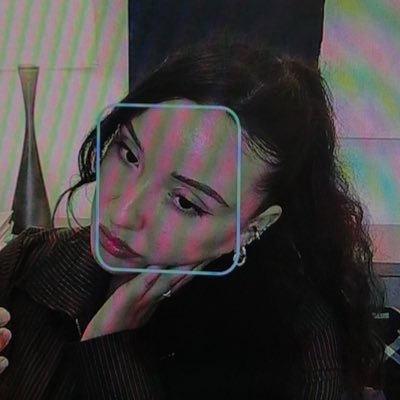 iyuliphotograph's profile picture. u𝑛𝑎 𝑅𝑒𝑖𝑛𝑎, 𝑠𝑒 𝑚𝑒 𝑎𝑑𝑜𝑟𝑎 𝑦 𝑠𝑒 𝑚𝑒 𝑟𝑒𝑧𝑎.