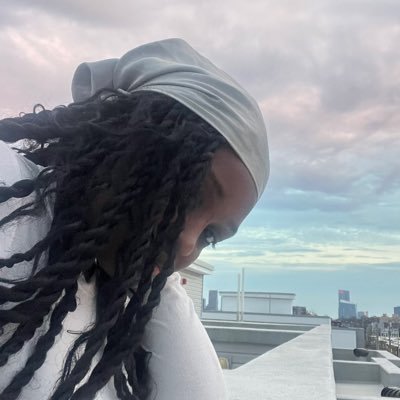 xngelcries's profile picture. 22 || Shit Talking Headquarters + Virtual diary 💕☠️ || @muffypriv