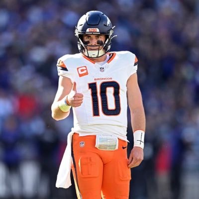 Missy_Moo70's profile picture. Life long Broncos fan. #BroncosCountry🧡💙 & #RepBX Choose love & kindness.