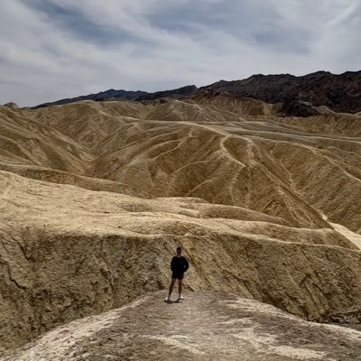 CampfireTony's profile picture. Oregon State alum #GoBeavs, wilderness enthusiast and sports fan #LakeShow | #LetsGoDodgers | #RamsHouse | #GoKingsGo