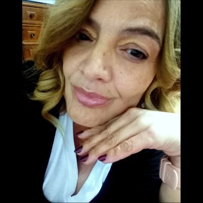 MastriTina's profile picture. Se avanzo surgelatemi.