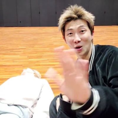 ezogelinpasta's profile picture. ‧₊˚꒰Bir zamanlar ben de senin yıldızındım. ~134340 ❜˖˚˳⊹・