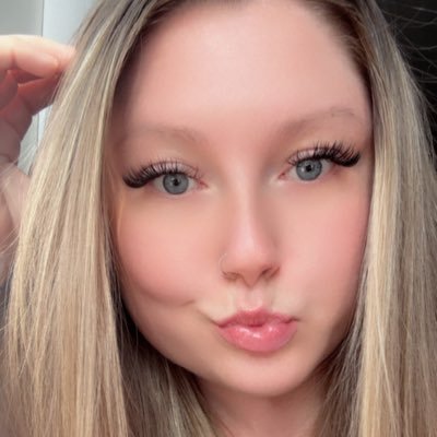 Jackiebbyoxox's profile picture. sugar,spice & everything nice 😉✨