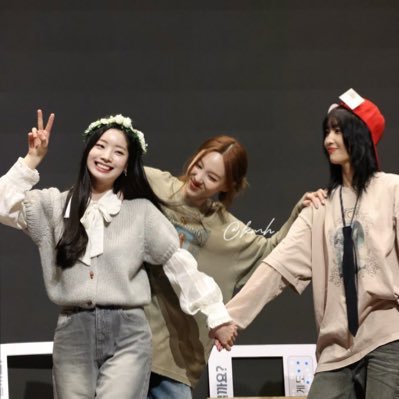 mypeachdubu's profile picture. 🥈🤭 | an rkive-d mess | 🩷💜