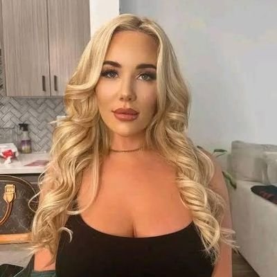 dollyparton0325's profile picture. single and searching 🥰😍