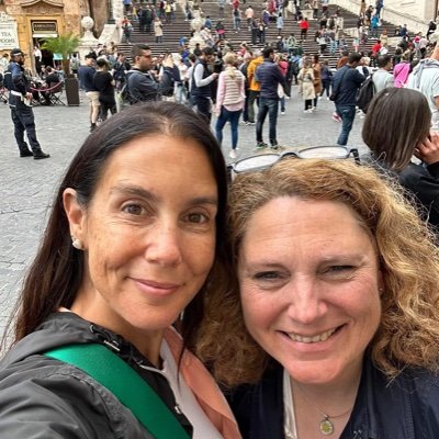 PartonJenn24407's profile picture. I would like to hangout with someone, with good feelings, I do not have bad intentions my intentions are good.