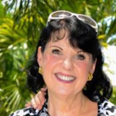 WitchAliceAmI's profile picture. NO DM’s Semi Retired VP/CEO of a National Mail Order Oncology/Transplant Pharmacy. I Love America 🇺🇸 the Stock Market, Tesla, Elon, & Animals 🐶