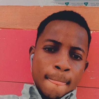 Charles35151012's profile picture. 