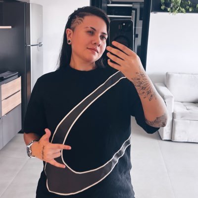 Bealourenco1's profile picture. Você vai pra sempre estar em mim! 🥺✨🖤