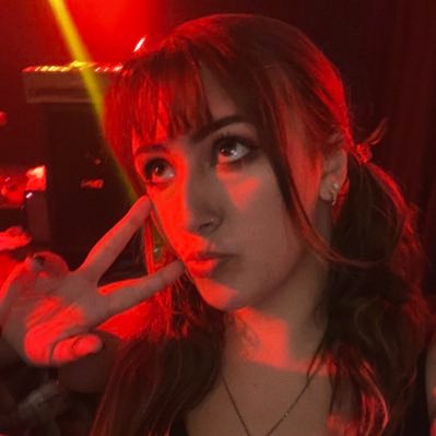 casuallycone's profile picture. just double dare me ⋆ ˚｡⋆୨୧˚ she/they ✧ 21