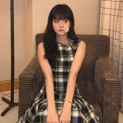 lebonheur__531's profile picture. 