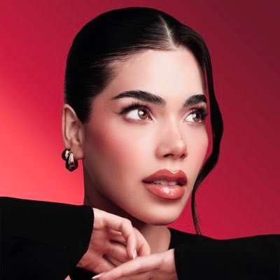 KeniaOsParaguay's profile picture. La nueva era de Kenia Os ya está en el aire 🌬️❤️‍🔥🪽 team: @sonymusicmexico  🌹#BeYourOwnMUSE