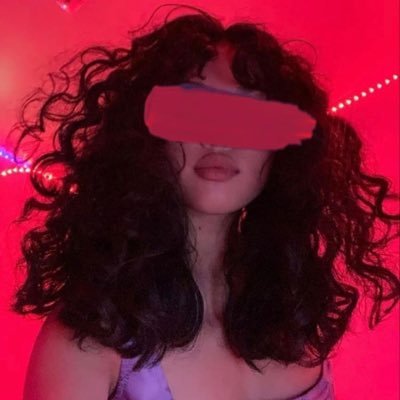 A__ii80's profile picture. نبّذه تعرفيه : سارحٍ في هواجيسه ماله ومال الناس.