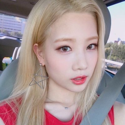 Kim Lip Charts Profile