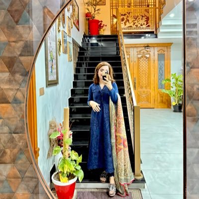 noturdrwatson's profile picture. MBBS🩺 | AAA | Have found my moon in a person, Alhamdulillah | also i love dino munchies