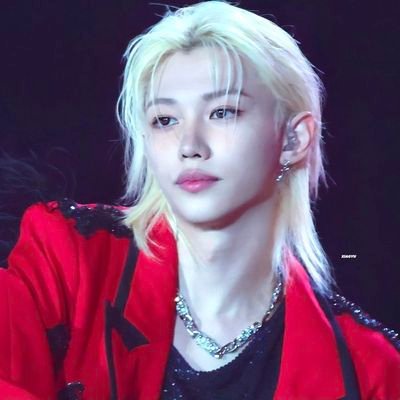 skzvld's profile picture. This world is rotten, and the one who's made it rotten deserve to die... - Light Yagami || wattpad: @skzvld
journalisme • histoire de l'art 🩶👩🏼‍🎓🗞️