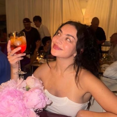 Soophiramirez's profile picture. Ig : sophi._ramirez   Hot girls listen to charli xcx