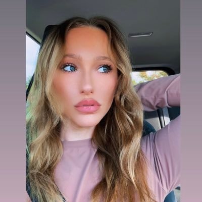 danielleeloveed's profile picture. 