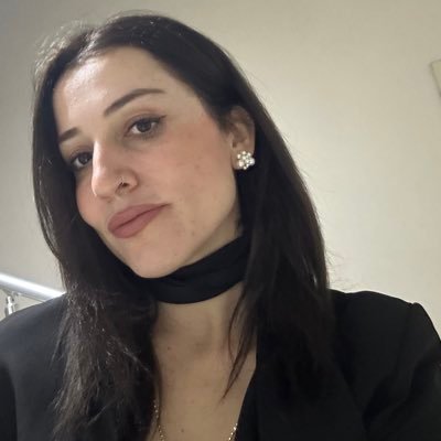 RukenAl1's profile picture. Mardin/Nusaybin. Sınıf Öğretmeni/ Karakteriniz kaderinizdir... 📖☮️