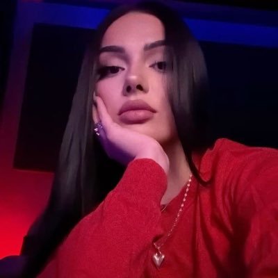 musebfly's profile picture. Ojalá que las mariposas siempre me acompañen.