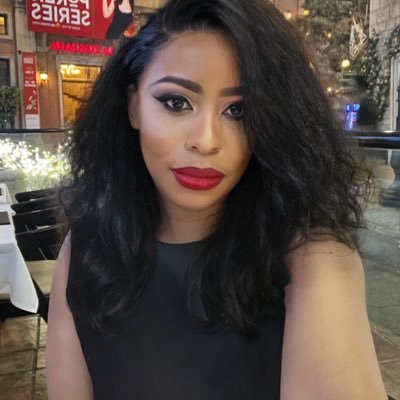 MbaliehM's profile picture. MBA (WBS)🎓|Launching brands into the stratosphere