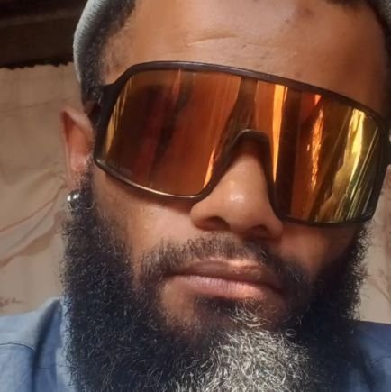 Maker446026's profile picture. 