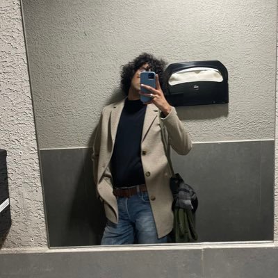 eldariiben's profile picture. post-yapısalcı görüşe mensup mülteci istekleri olan emekli istihbarat görevlisi | @zindemodel i buraya taşıyoruz