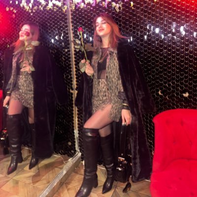 Safiyeynk's profile picture. 