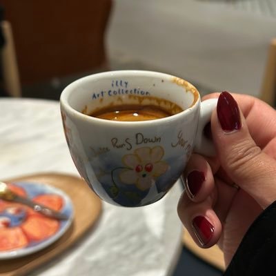 ilv8j's profile picture. ✩ ✩ 🔭 ✩ ✩