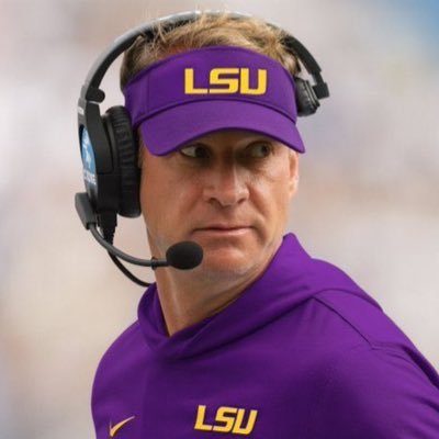 JBLSU07's profile picture. LSU Football is all that matters in life @LSUfootball 6-4 #GeauxTigers🐯 #ThankYouAkiraToriyama #KiffinToTheBoot