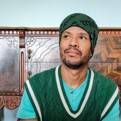 cason_q's profile picture. only Taylor Swift could make me join twitter...