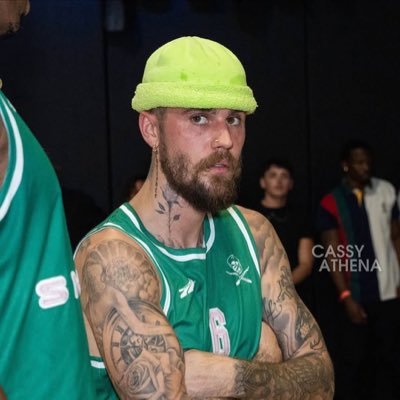 Nerdybutfine's profile picture. just Do am. Crazy me