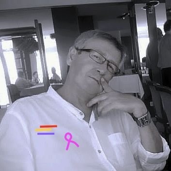 Zaratustra2016's profile picture. Gronxant-me als gronxadors.                         Entre el mar 🌊 y los naranjos 🍊.
                                   Libertario. 🕊️ Ácrata. ☮️ 🎼 
🌹🌼🪻