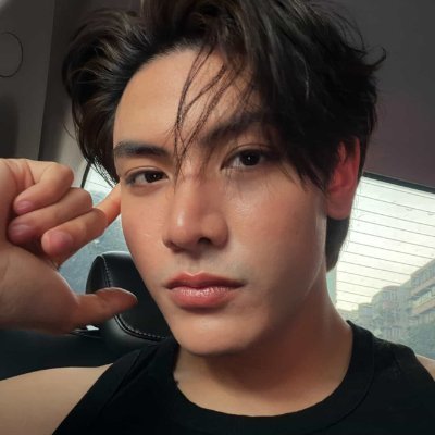 poetsiner's profile picture. 