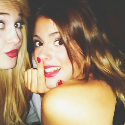revivalstoessel's profile picture. if you are broken you do not have to stay broken @selenagomez