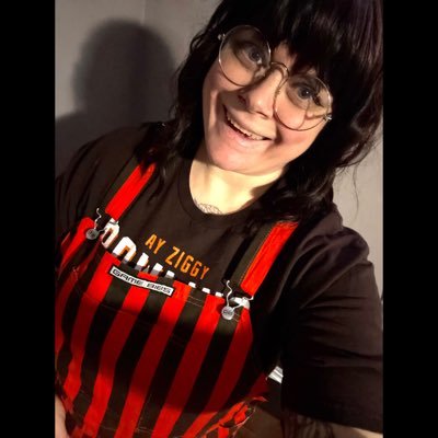 mayuamarante's profile picture. I think I've been overcomplicating
Everything, I just wanna feel alive again