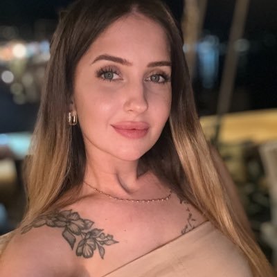 arzutugceoztrk's profile picture. Rusça Tercüman