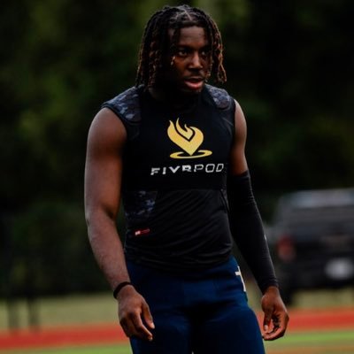 EllingtonJayden's profile picture. C/O 2027 |5’11| 178| 3.15 GPA| QB/ATH | @Football_Flyers| NCAA ID# 2306924719| Cell: 618-789-0949