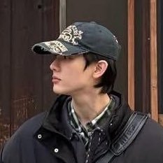 vieoell's profile picture. ★﹐lyknest．﹗﹑