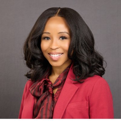 tomiwaawobayiku's profile picture. Resident Physician | Rad Onc ☢️, global health, & narrative med | Believer | Travel, Fitness, & DIY Enthusiast 🇳🇬