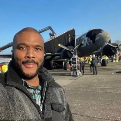 Tylerperry83155's profile picture. 