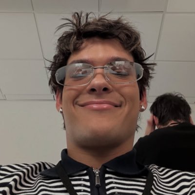 perfctn91w's profile picture. #OMAR: “love you” | omar noticed¹³ | esc25