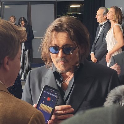 Johnnydeppfn's profile picture. Storyteller | Finding peace in quiet places | Director of Modì | On a journey back to magic. Lover of old places, good stories & soft music 🌸💕🌸🌹