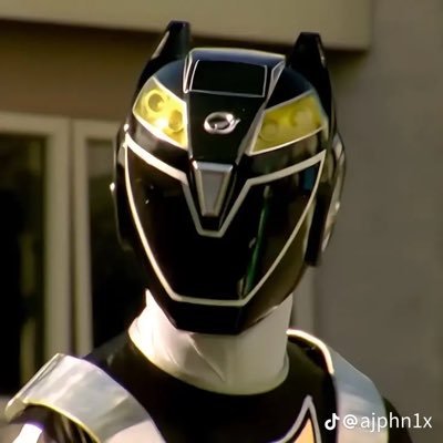 _whoiszac's profile picture. Just Do It, wisely. JOYBOY 💜