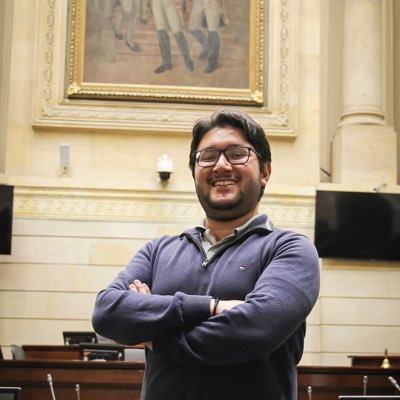 JhonBenjumeaJB's profile picture. Candidato CMJ Localidad Pte. Aranda por @CeDemocratico #25 | Est. Medicina☕️ | Bogotano ❤️💛 |