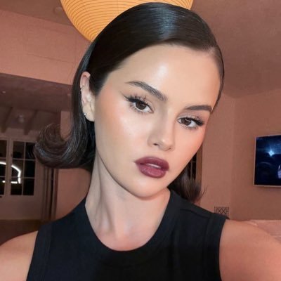 auronrare's profile picture. 