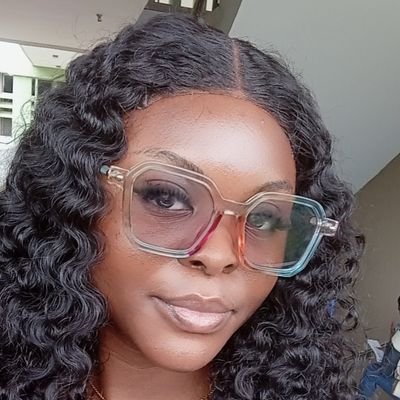 gyal_vee's profile picture. Pitch Deck Architect ✦Sales Proposal Strategist
Tools I use:
 Qwilr▪︎PandaDoc▪︎Canva▪︎Powerpoint▪︎Docusign▪︎
Visme 

Helping businesses win more deals.