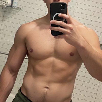 vet_piel's profile picture. straight curious dude