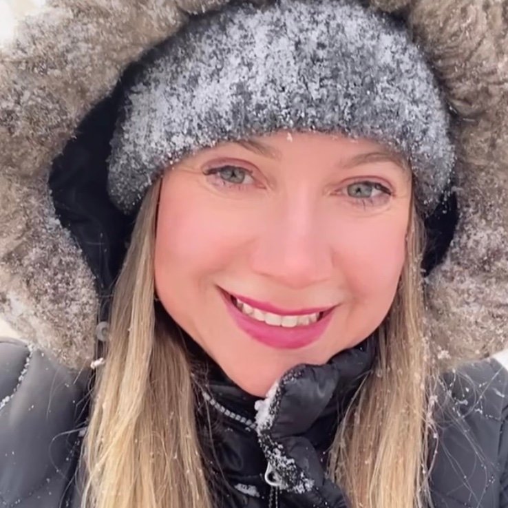 Marcelampn's profile picture. 🇧🇷🇨🇦  English Teacher for Adults | Marketing Student | Helping Brazilians speak confidently Focused on fluency, real-life English & personal growth