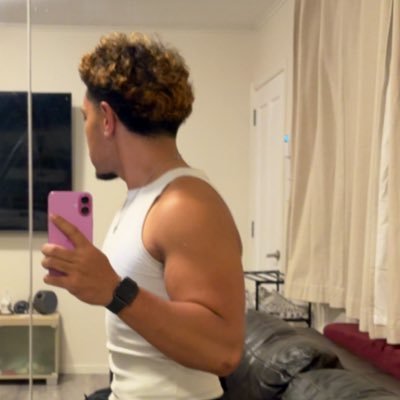 dayy683's profile picture. https://t.co/NXB04weTUv back up acc @dayy_683